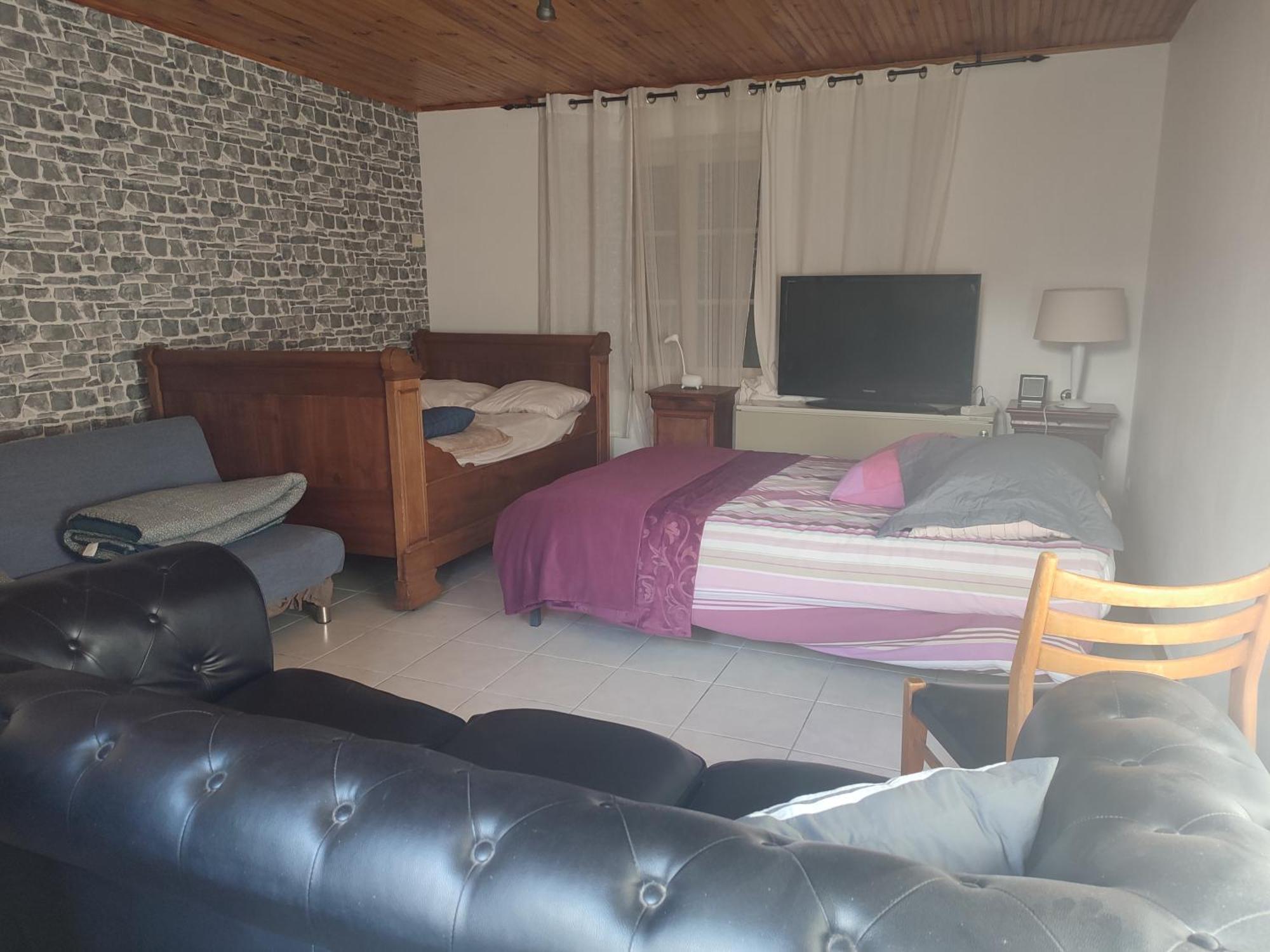 Maison Plain Pied, 2 Chambres, Longere Typique , Fraiche, Dans Bourg Avec Tous Commerces Luçay-le-Mâle Bagian luar foto