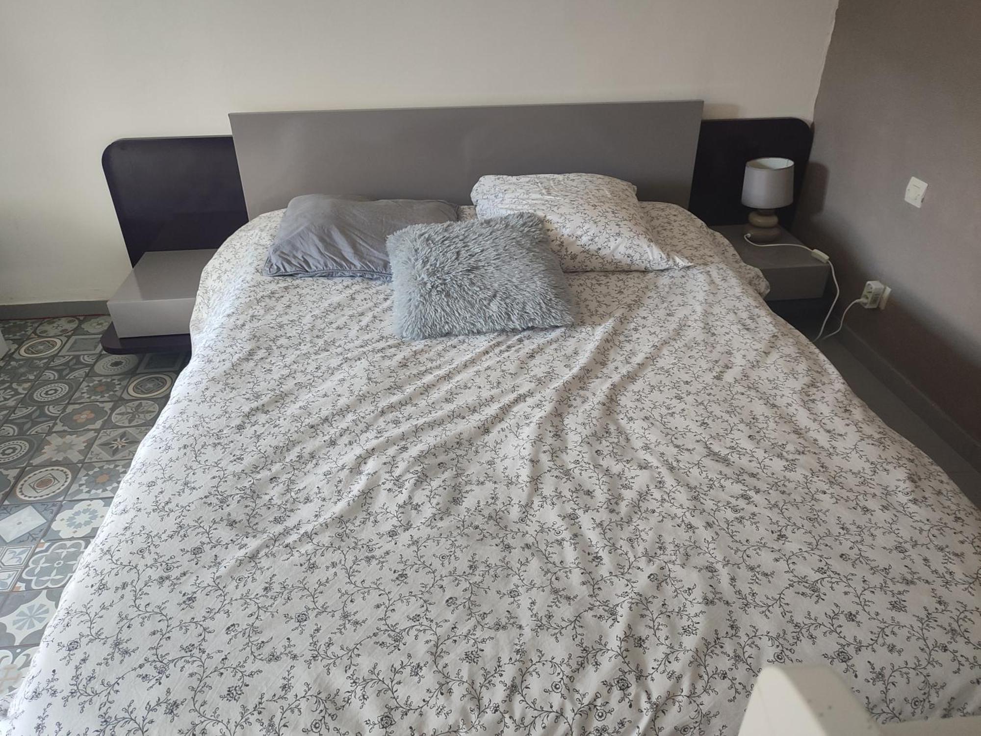 Maison Plain Pied, 2 Chambres, Longere Typique , Fraiche, Dans Bourg Avec Tous Commerces Luçay-le-Mâle Bagian luar foto