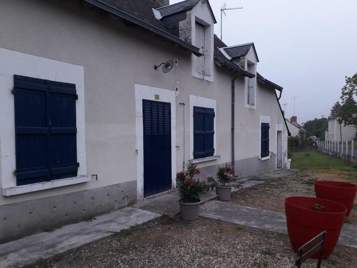Maison Plain Pied, 2 Chambres, Longere Typique , Fraiche, Dans Bourg Avec Tous Commerces Luçay-le-Mâle Bagian luar foto